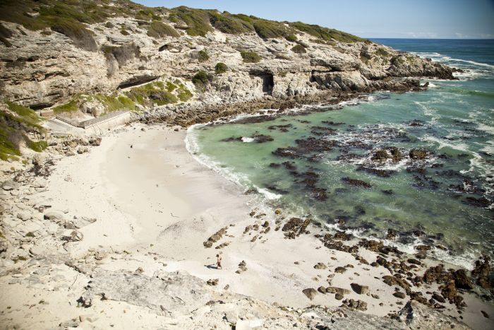 Trail sur plage à Walker Bay