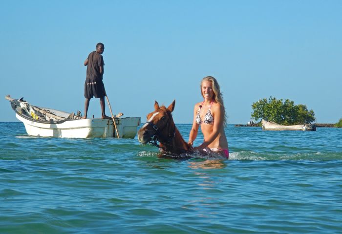 Plage paradisiaque au Mozambique