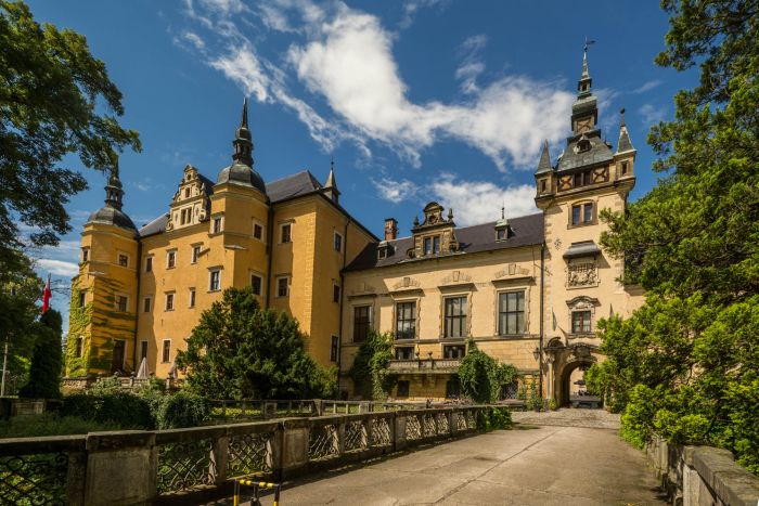 Château de conte de fées en Basse-Silésie