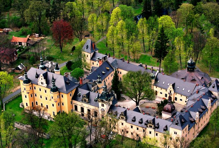 Château de conte de fées en Basse-Silésie