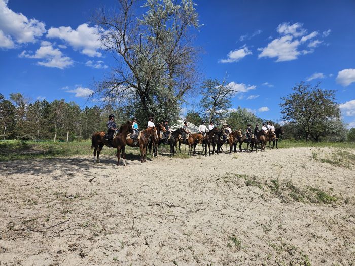 Chevauch&eacute;e en &eacute;toile &agrave; travers les steppes hongroises 7/5 jours)