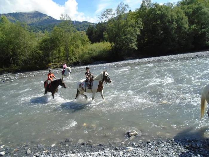 Randonn&eacute;e &agrave; travers les Alpes fran&ccedil;aises (4/5 jours)