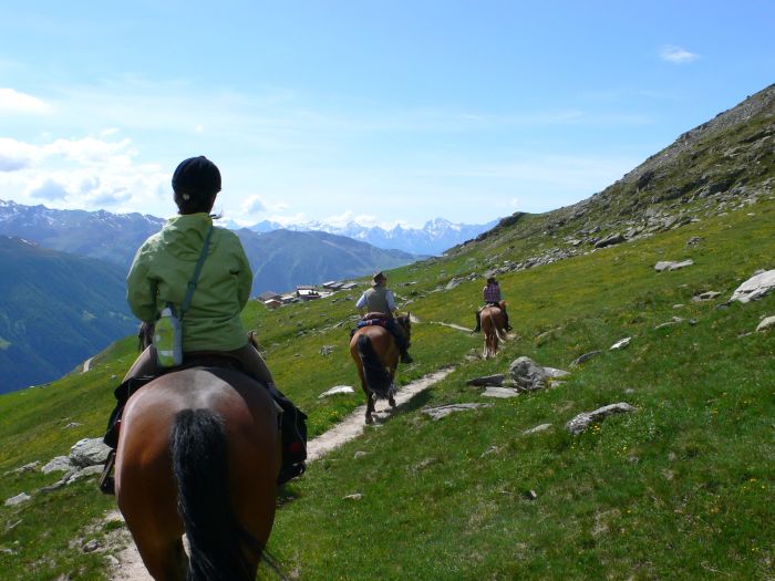 Randonnée dans les Alpes valaisannes