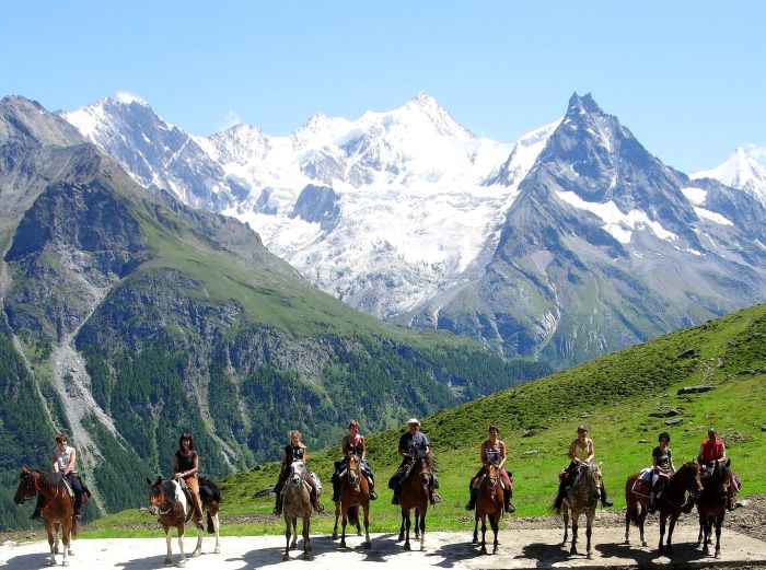 Randonnée dans les Alpes valaisannes