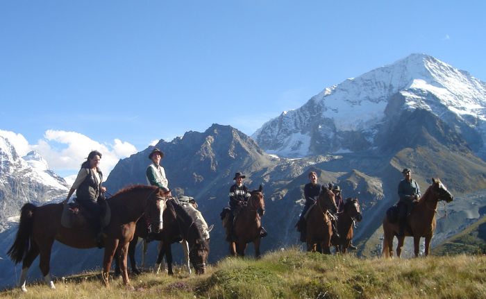 Randonnée dans les Alpes valaisannes