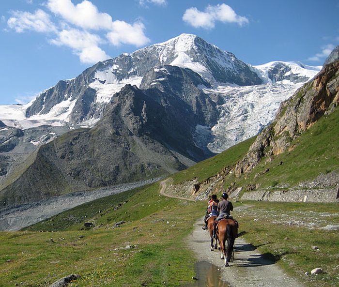 Randonnée dans les Alpes valaisannes