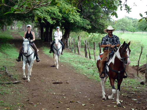 Volcans et mer au Guanacaste