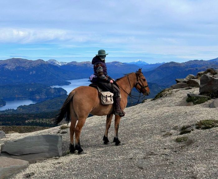 Travers&eacute;e des Andes dans la r&eacute;gion des lacs