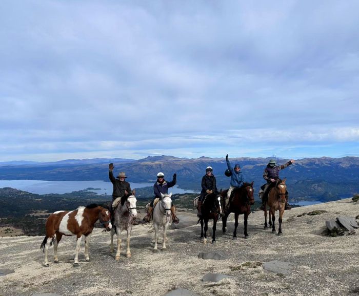 Travers&eacute;e des Andes dans la r&eacute;gion des lacs