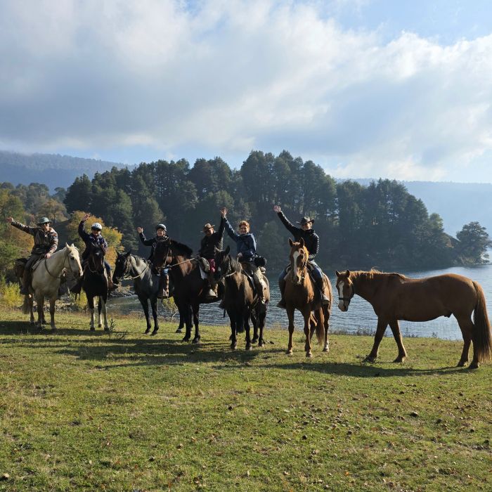 Travers&eacute;e des Andes dans la r&eacute;gion des lacs