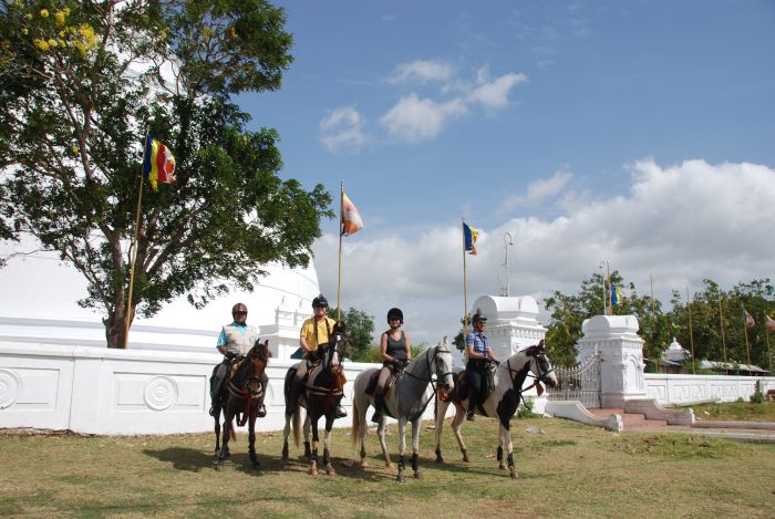 Tropiques et trail des plages du Sri Lanka