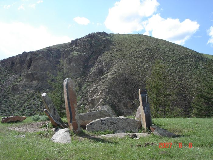 Montagnes et lacs dans le nord