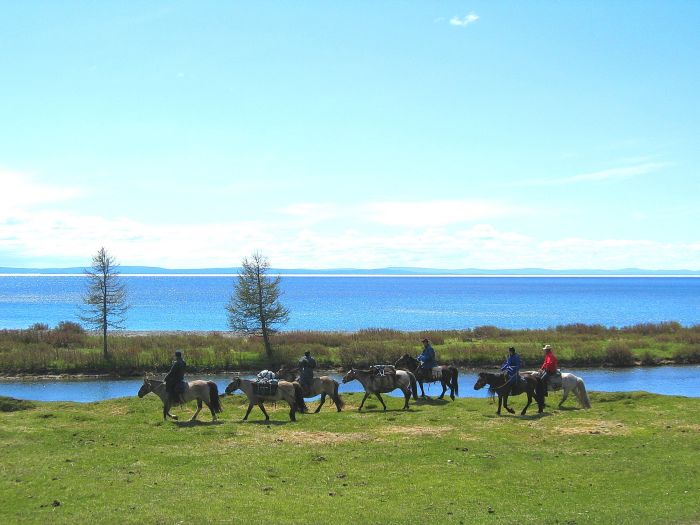 Randonnée sur le lac Hovsgol