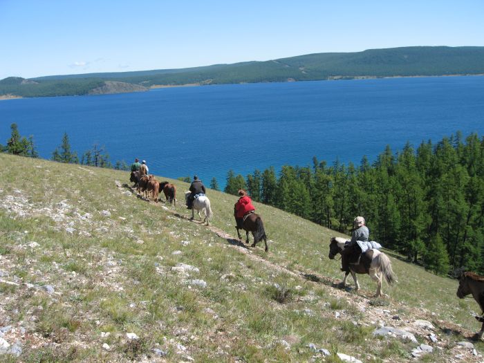 Randonnée sur le lac Hovsgol