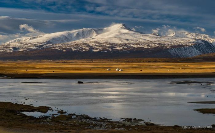 Montagnes de l'Altaï : au pays des aigles