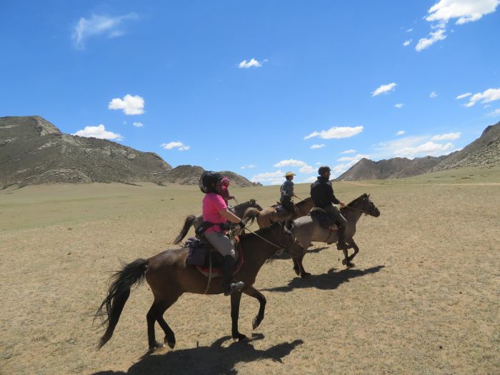 Randonnée dans la steppe de Gobi