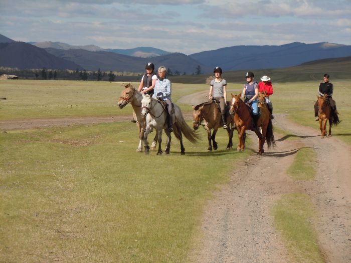 Expédition dans les steppes de Mongolie