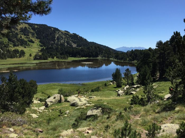 Pyrénées et lacs