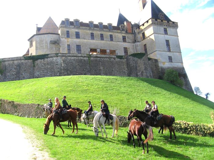 Chateaux du Perigord et plages de l'Atlantique