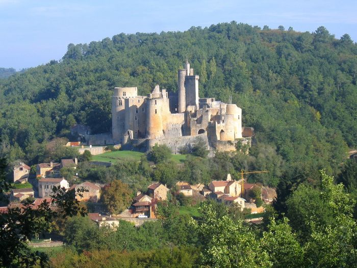 Chateaux du Perigord et plages de l'Atlantique