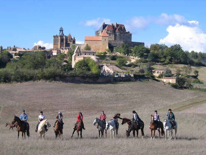 Chateaux du Perigord et plages de l'Atlantique