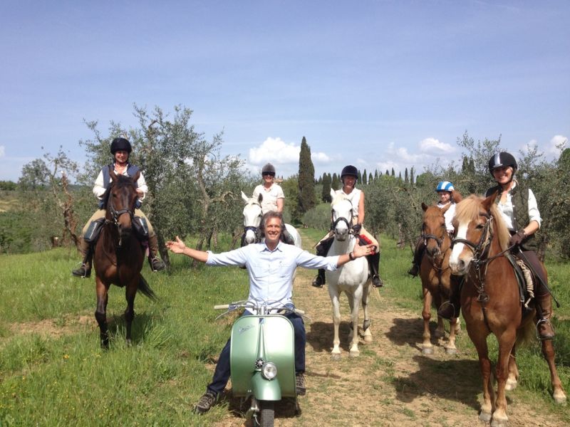 Châteaux du Chianti et promenades à cheval sur le thème du vin