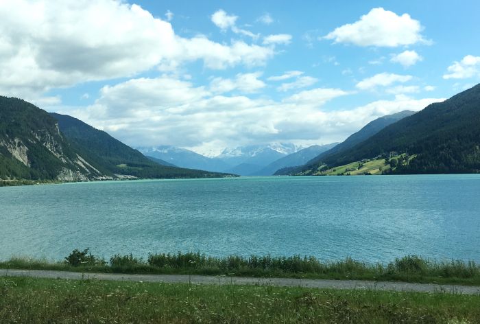 Randonnées panoramiques à travers les Alpes